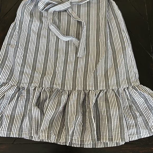 Harlow and Rose sundress off the shoulder! - Picture 4 of 5